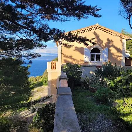 Semesterbostad Calypso Hyères